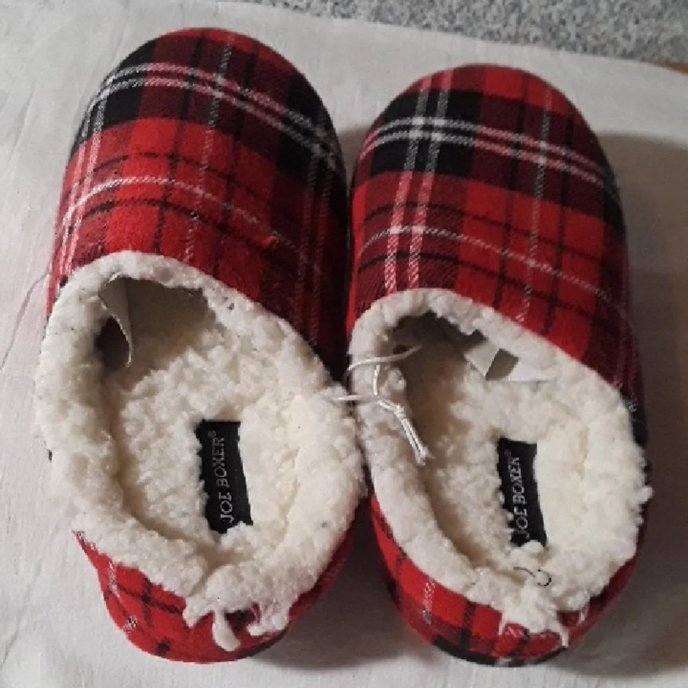 Joe Boxer Kids Checkered Slippers - Red and Black